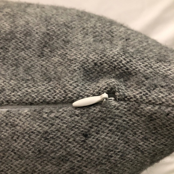 Ann Gish 22" x 18" fringed soft wool suiting accent pillow with insert zip close - Picture 3 of 7